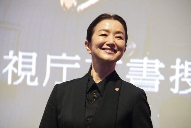 ドラマ「未解決の女 警視庁文書捜査官」公式Instagramが更新