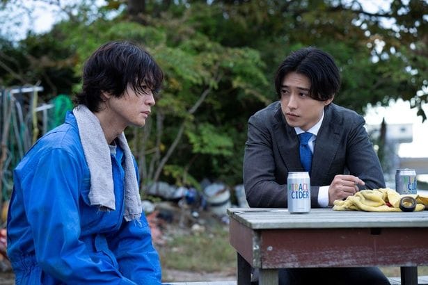 山崎賢人×松下洸平W主演、東野圭吾原作映画「殺人の門」を世界に向けプレゼン ゆがんだ友情を匂わせる場面写真も公開