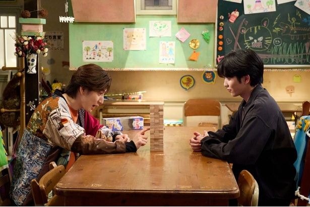 「桃子に告白する」とミンソク(志尊淳)に宣言した拓人(京本大我)