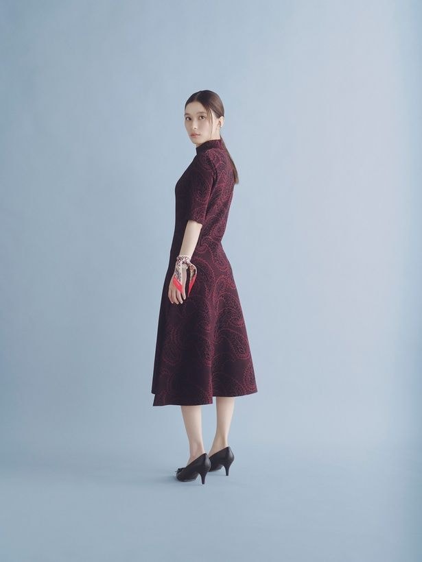 特集ドラマ「有罪、とAIは告げた」で主演を務める芳根京子