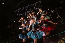 Toi Toi Toi、8人体制の“完全体”でデビュー1周年公演を開催　リーダー・谷屋杏香「8人にしか作れない物語を作っていきたい」