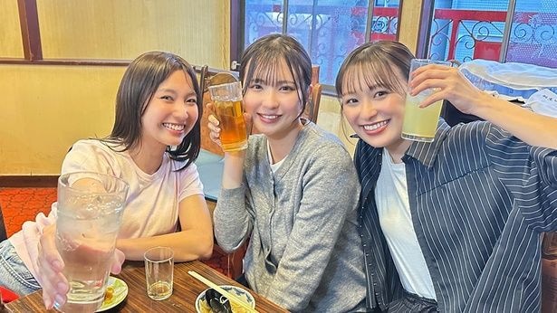 “町中華の伝道師”坂ノ上茜が“三期生”の鈴木美羽＆谷口彩菜と初共演