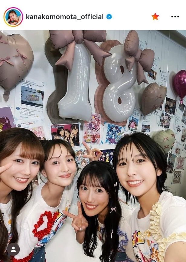 【写真】18周年バルーンにきらきら笑顔…ももクロ・百田夏菜子、4人の記念カット