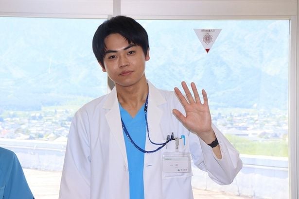 菅生新樹