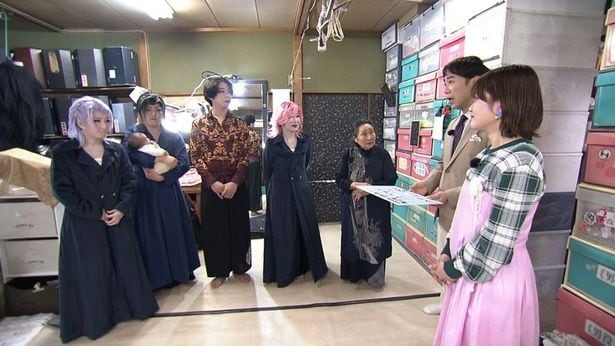＜新婚さんいらっしゃい！＞尾上右近がサプライズ登場　夫が演技経験ゼロから大衆演劇に挑戦する新婚夫婦を祝福