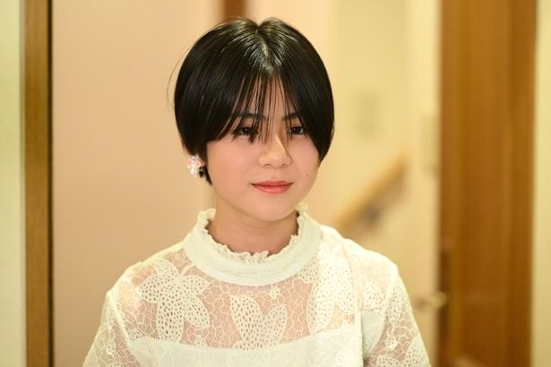 引きこもっていた三浦綺羅“歩夢”が、女装姿で部屋から出て来る＜鬼女の棲む家＞