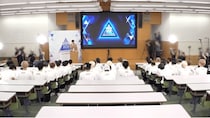 ＜日プ新世界＞35人に絞り込まれた練習生たちがコンセプト評価のチーム再編成で頭を抱えて悩む
