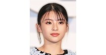ふわっと舞うフリルスカートがかわいらしい…出口夏希、洗練された春コーデに約7.3万超の「いいね！」