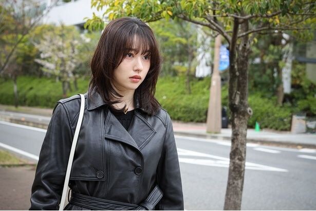 桜井日奈子“美月”の生い立ちに複雑な思いも「健気に語れば語るほどホラー」「1ミリも同情しない」の声＜余命3ヶ月のサレ夫＞