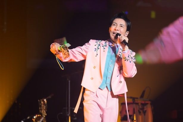 【写真】変わらないスーパースター・郷ひろみのステージ姿