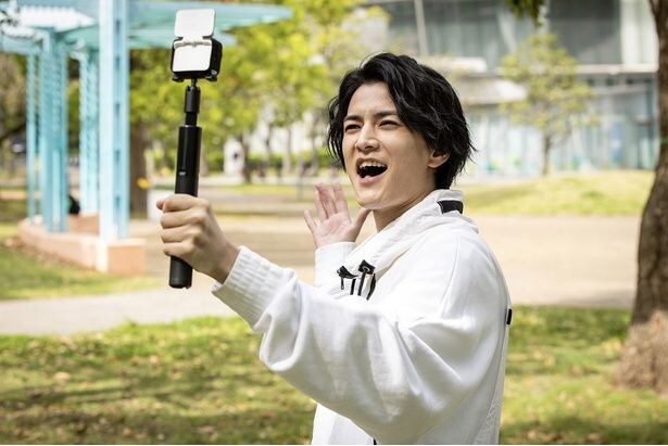渡邊圭祐、政治に絡むYouTuber役に「凸系YouTuberの枠を自由に捉えることができて楽しかった」＜銀河の一票＞