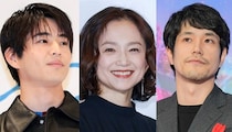 “おやつタイム”…永作博美&松山ケンイチ&中沢元紀、3人でカステラ食べる仲良しオフショット公開＜時すでにおスシ!?＞