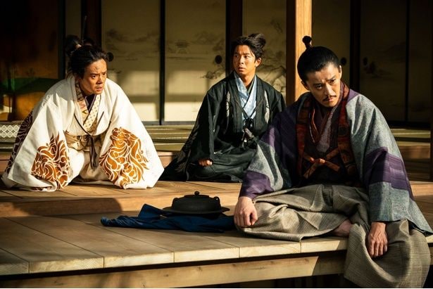 藤吉郎(池松壮亮)＆小一郎(仲野太賀)は信長(小栗旬)に事の顛末を正直に話す