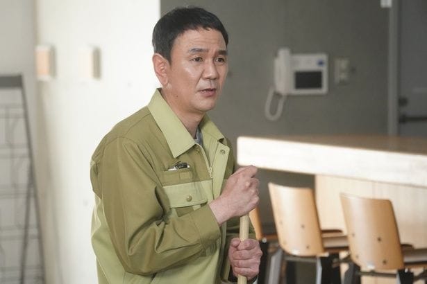 マンションの管理人は被害者・内山(春海四方)に対して恨みを持っている