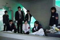 佐藤二朗“誠”＆橋本愛“明日香”、夫婦バディ続投へ　まさかの処分内容に「2人を見続けられるの嬉しすぎ！」の声＜夫婦別姓刑事＞