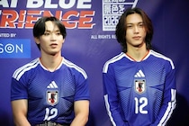 JI BLUE・與那城奨＆池崎理人が公式テーマソング初披露の重圧を吐露「ドッキリなんじゃないか」