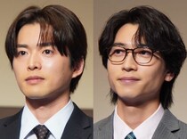 メガネ姿の白洲迅とメガネを外した庄司浩平の2ショットに「似合う」「笑かそうとしてますよね」の声＜余命3ヶ月のサレ夫＞