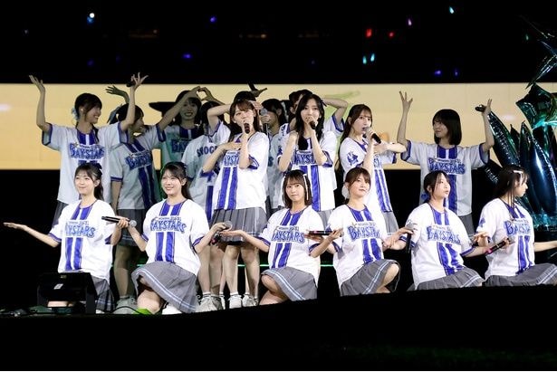 日向坂46「推せ推せ！YOKOHAMA☆IDOL LIVE」より