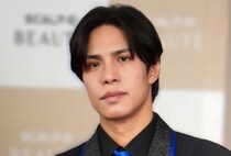 ドラマ初出演のMATSURI・柳田優樹、シャツ×ネクタイ姿のオフショに「似合ってました」の声＜10回切って倒れない木はない＞