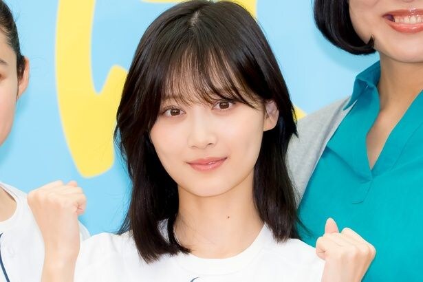 山下美月