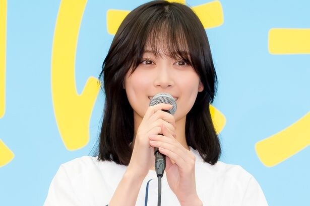 山下美月