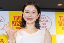 村重杏奈、写真集のロケでハプニング「オーストラリアでもおじさんにモテるんだと思いました」