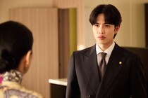 志尊淳“ミンソク”が対決…キム・ジュリョン“キョンファ”たちは緊急来日し、ホテルの閉業を発表すると宣言＜10回切って倒れない木はない＞