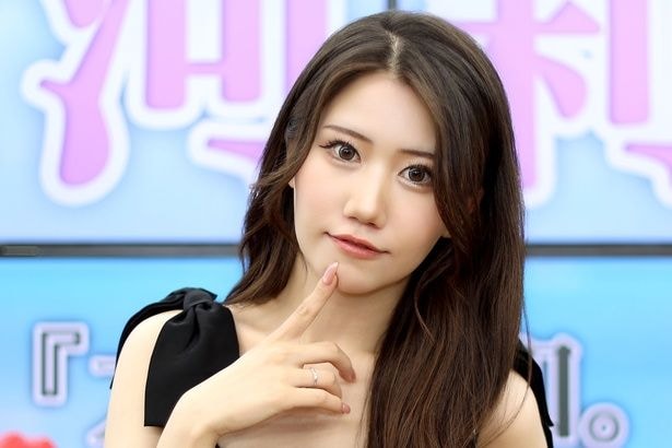コスプレイヤー、アイドル、俳優、そしてグラビアへ…4足のわらじを履く愛河莉音、念願のイメージDVDで「全部出してます(笑)」