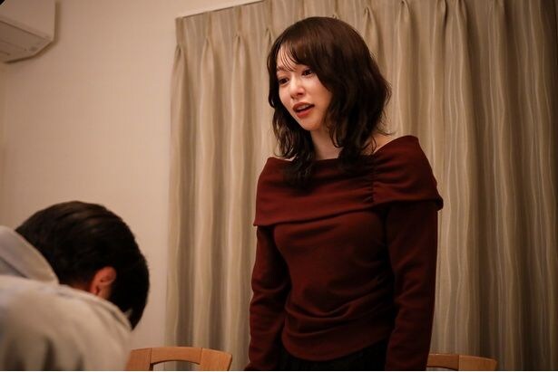 美月(桜井日奈子)、痛みに耐えながら話し合いをする葵(白洲迅)をとことん論破する