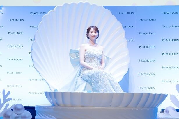 貝殻から登場した森香澄