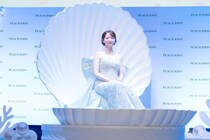 森香澄、マーメイドドレスで貝殻から登場「人生でもう二度とないんじゃないかな」