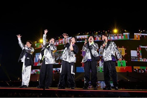 東京ドームで26年半の活動に終止符を打った嵐
