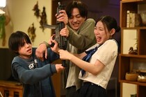 石田ひかり“明香里”ら星野一家が壊れる姿が生配信される　視聴者「カオスすぎ」「ヤバすぎる展開」と反応＜鬼女の棲む家＞