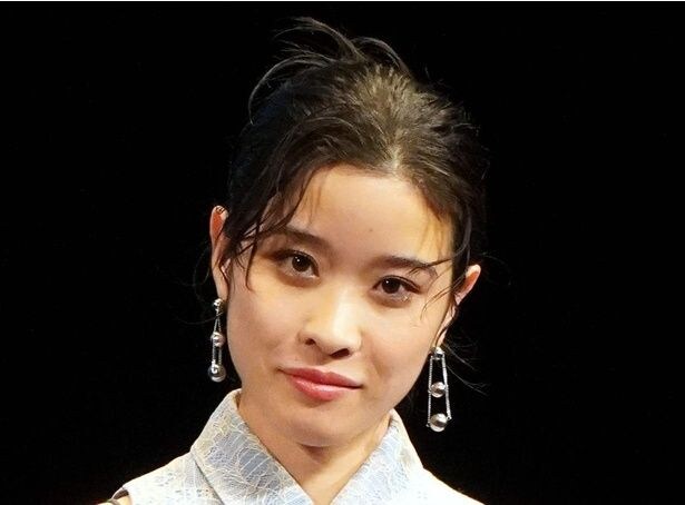 円井わん、競技用車いすに座り笑顔を見せるオフショットに「キャサリン頑張って」の声＜ＧＩＦＴ＞