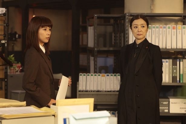 ＜未解決の女＞鈴木京香“理沙”ら6係の元に“善良な市民”を名乗る人物からの手紙が届き…事件は警視庁を揺るがすさらなる非常事態へ