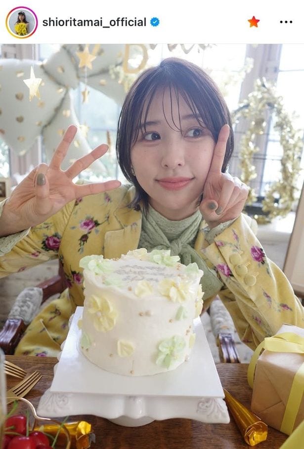 【写真】「全く31歳に見えないかわいさ」…ももクロ・玉井詩織、バースデーショット
