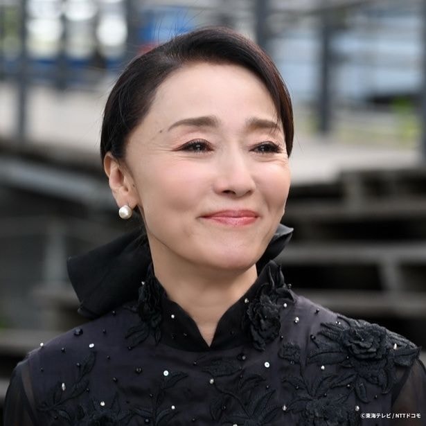 李桂華 役・浅野ゆう子