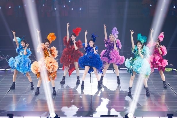 CANDY TUNEが日本武道館でパフォーマンス