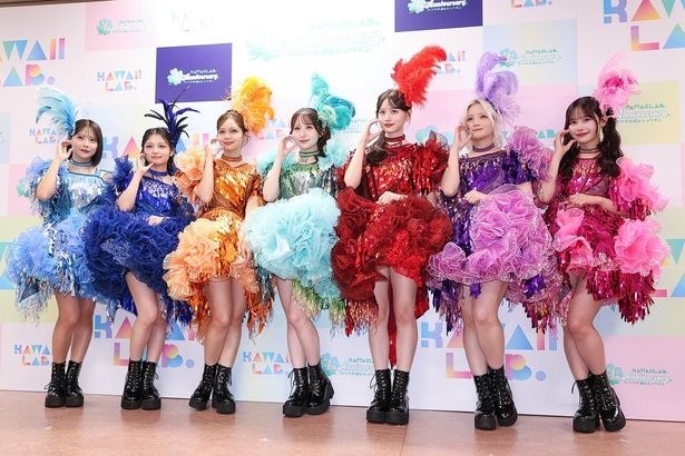 日本武道館公演2日目の開演前に囲み取材に応じたCANDY TUNE