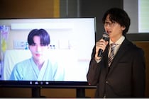 庄司浩平“岩崎”、白洲迅“葵”に寄り添い続ける姿に「優しさにグッときた」「お茶コント最高」の声＜余命3ヶ月のサレ夫＞