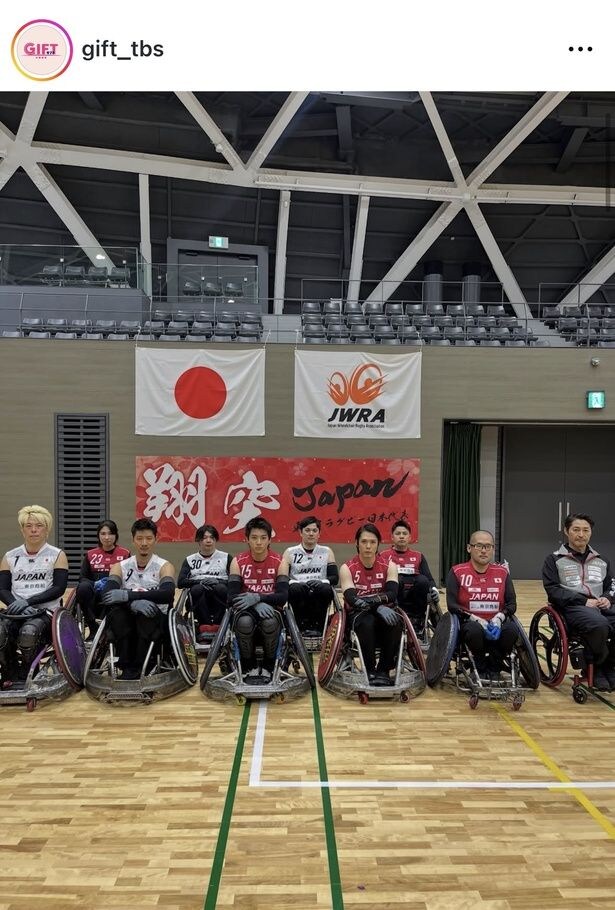 【写真】山田裕貴を中心に並ぶ10人…真剣なまなざしに「本物の代表かと思った！」の声