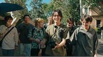 Travis Japanの7人がついに集結…ハグで喜び笑顔で乾杯も、涙ながらに思いの内を語り7人の絆を確かめあう＜トラジャサマバケ＞