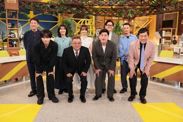 サンドウィッチマン＆中島健人がイリュージョンの大技に挑む＜サンドの世界笑撃映像社！＞