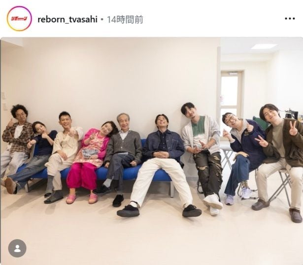 【写真】高橋一生ら“あかり商店街”メンバー、仲良く並んで笑顔の姿