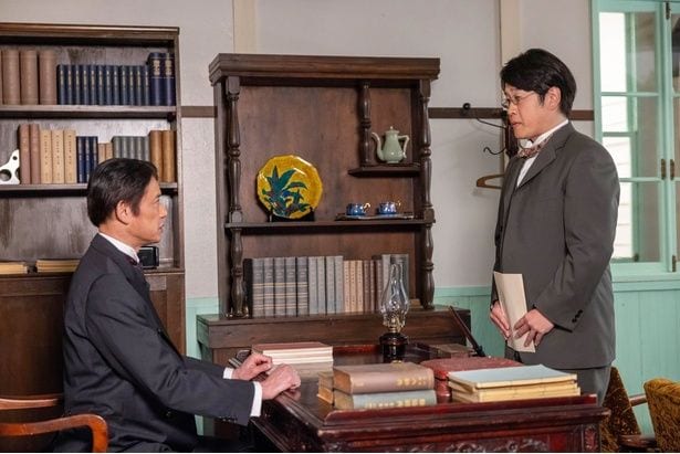 院長の多田(筒井道隆)、「実習生の受け入れはこれで終わり」と裏の計画を進める