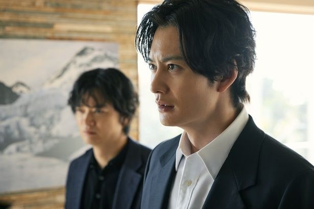 山中崇“茂木”の死に絶望する染谷将太“稔”… 岡田将生“真”は自分が辛島夫妻を追いつめることを決意する<田鎖ブラザーズ>