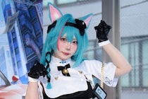 “ミント”コスプレ…たっぷりめろこ「胸元の造形がお気に入り。この夏は海ロケを計画中」＜「NTE」コラボカフェ＞