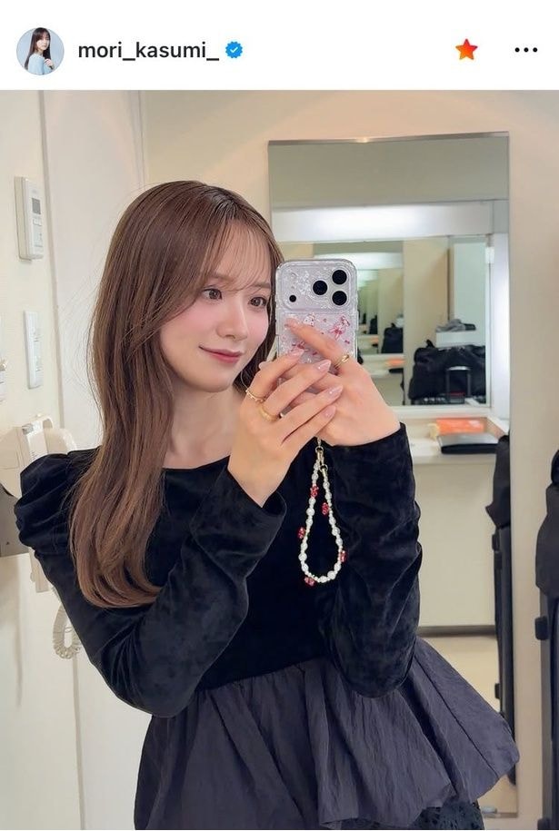 【写真】森香澄、つぶらな瞳×明るめロングヘア姿