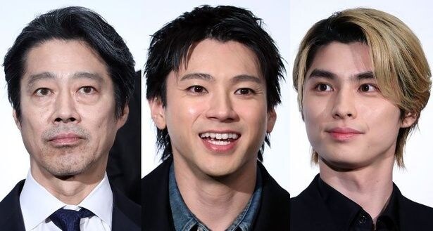 堤真一＆本田響矢らがクランクアップ　山田裕貴も立ち会う総勢11人の集合写真に「素敵なチームでした」の声＜ＧＩＦＴ＞