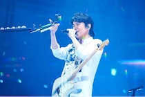 福山雅治が通算15回目の日本武道館公演を開催、新アルバムジャケットをサプライズ公開